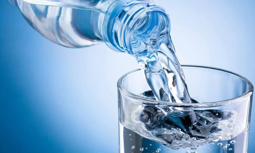 See how water can help you have more beautiful skin